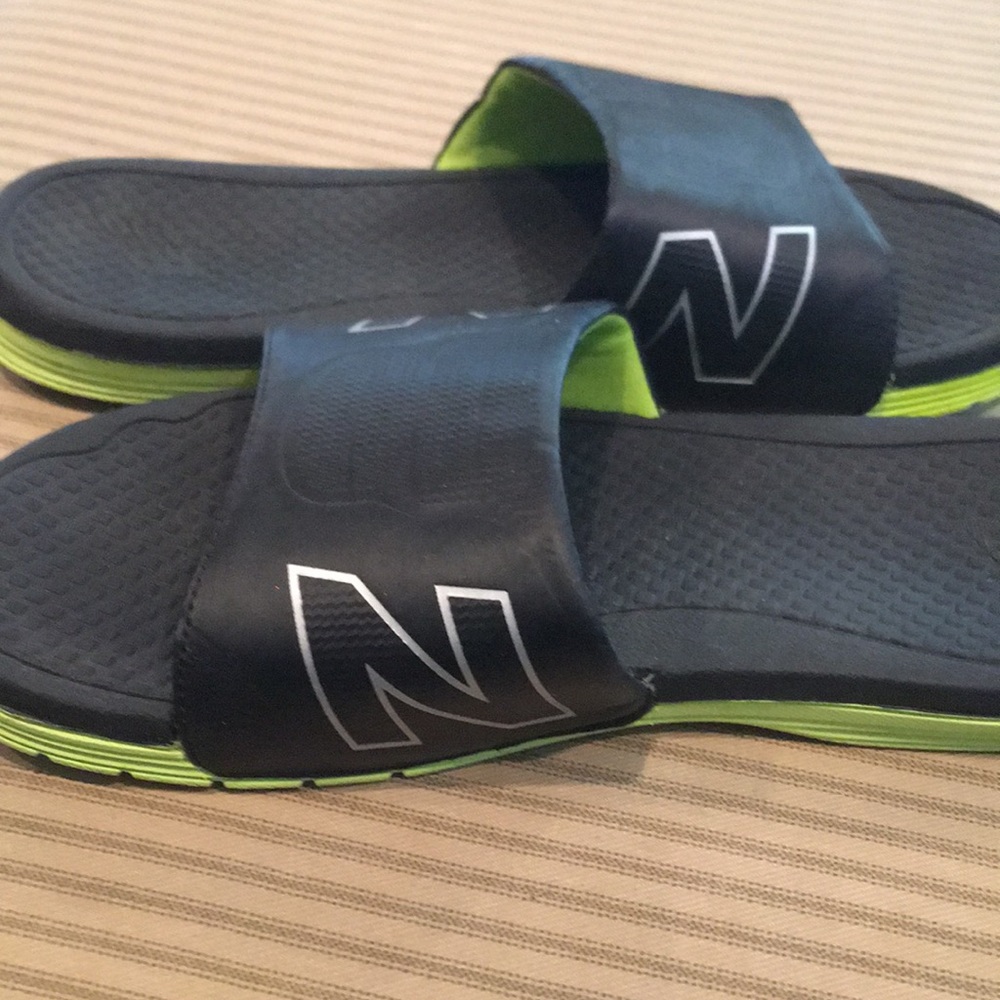 $5 final offer before donating Men’s New Balance Black slides size 10